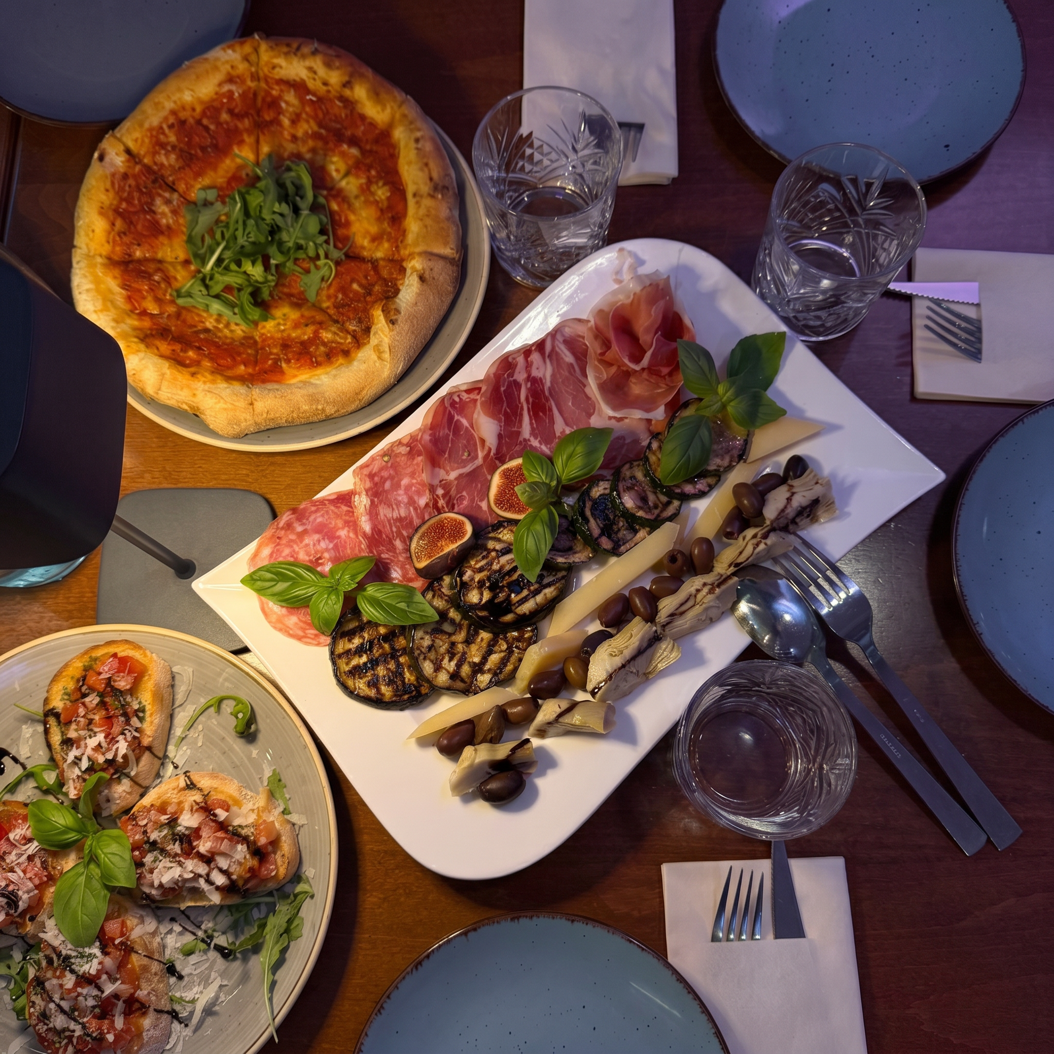 Pizza & Antipasti Platte